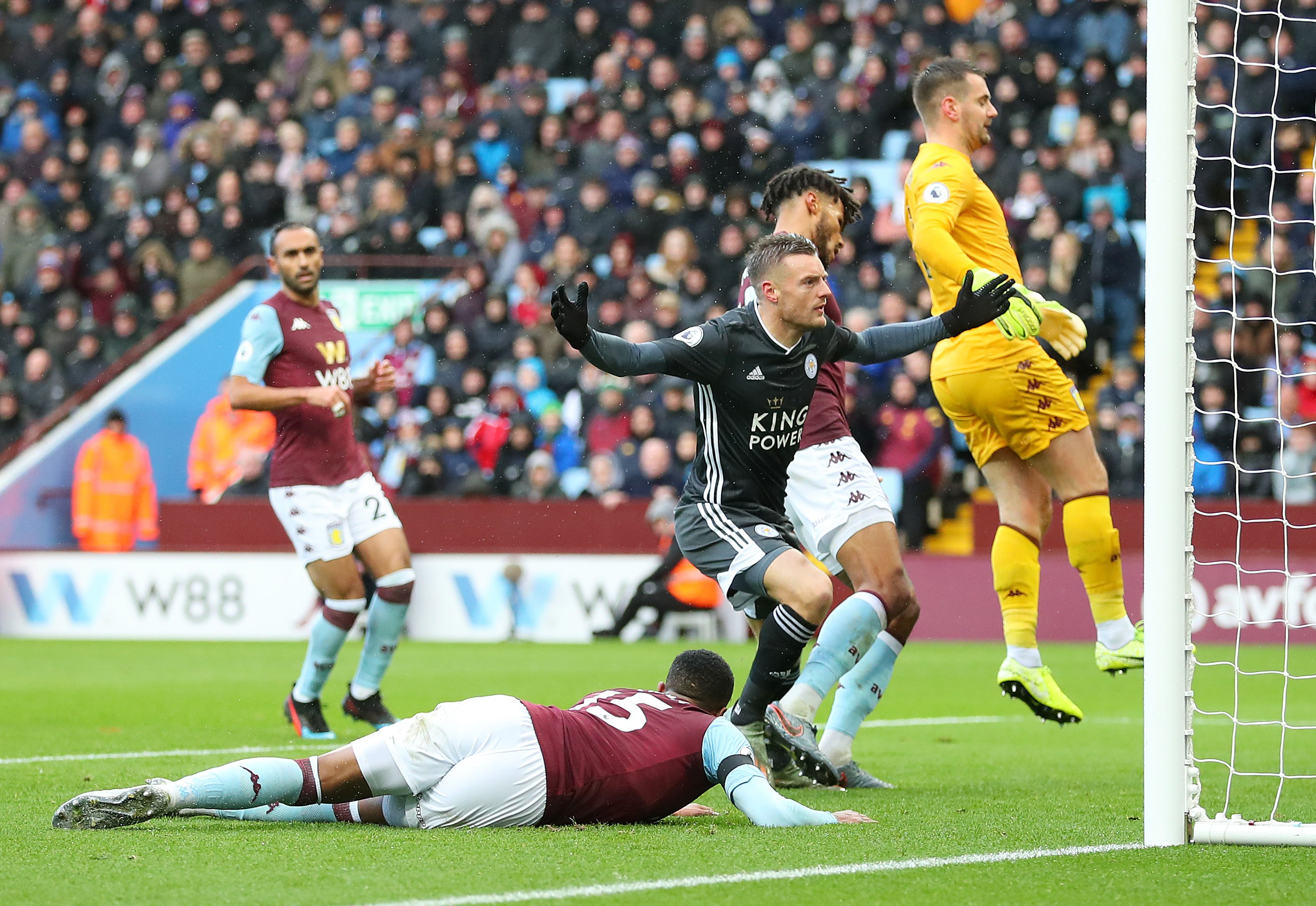 禁区外果断 禁区外果断